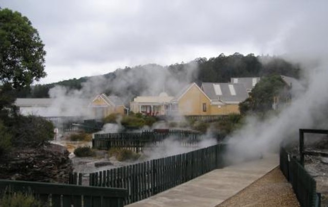 Päivä 6 - Vierailu Thermal Villagessa Rotoruassa (Rotorua)