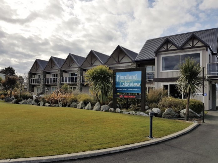 Fiordland Lakeview Motell och lägenheter